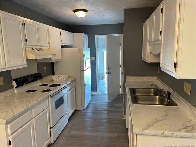 Building Photo - 1416 Matilda Ct