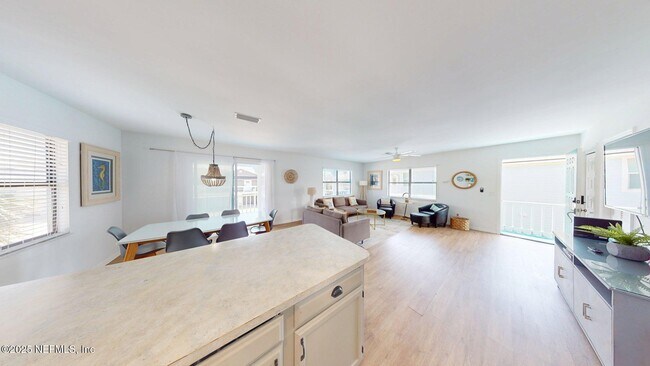 Building Photo - 5737 Rudolph Ave