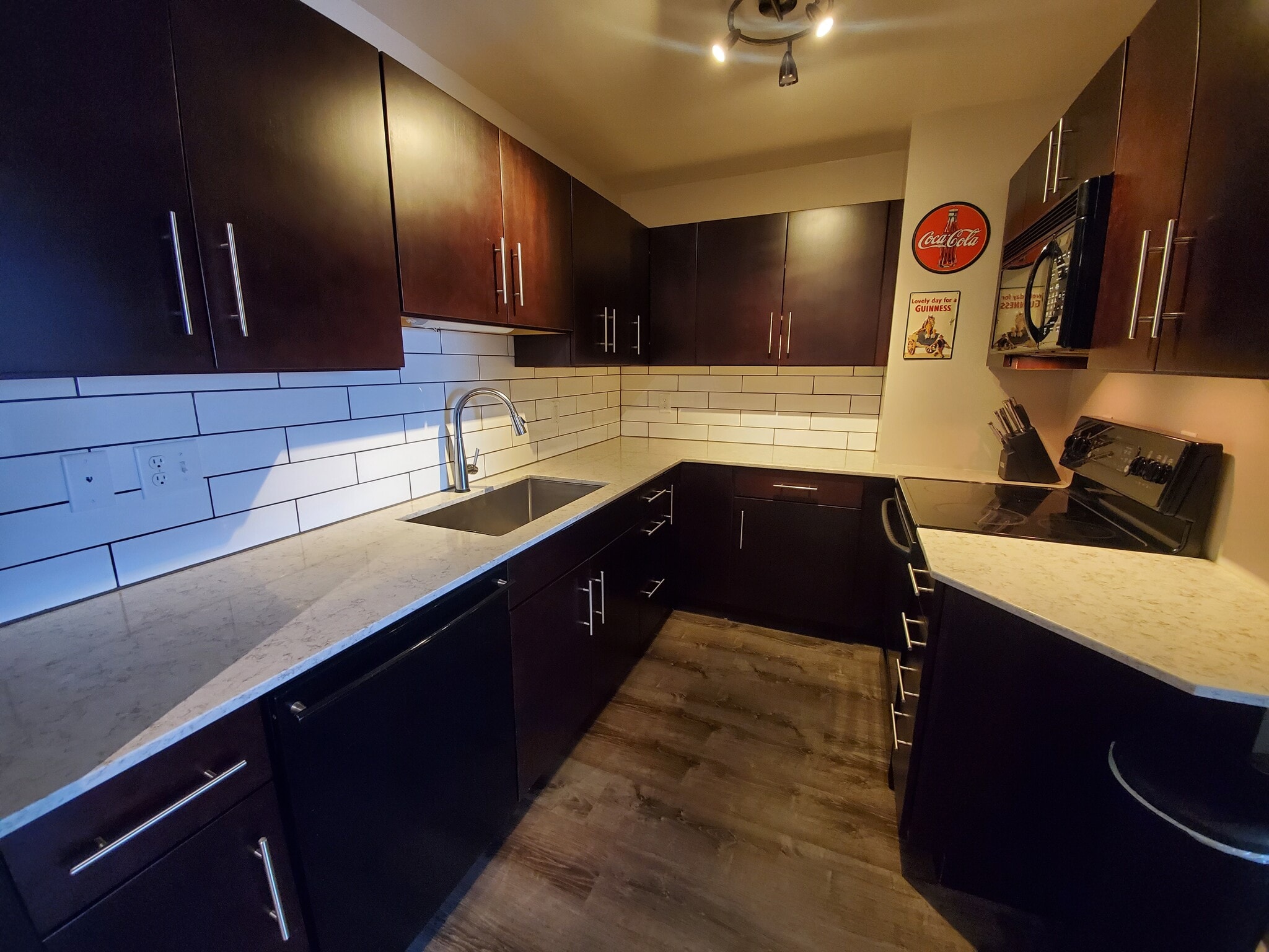 Building Photo - 121 Washington Ave S