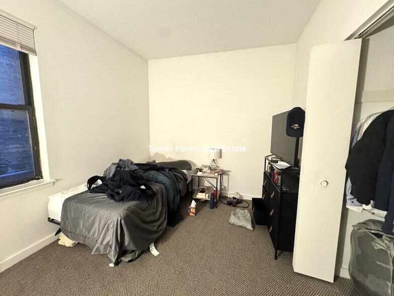 Building Photo - 774 Columbus Ave