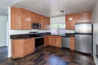 Building Photo - Amazing, Quiet University City Condo For Rent