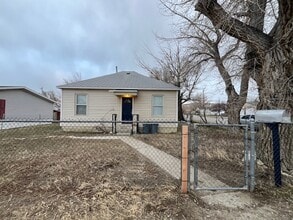 Building Photo - 204 E Water St