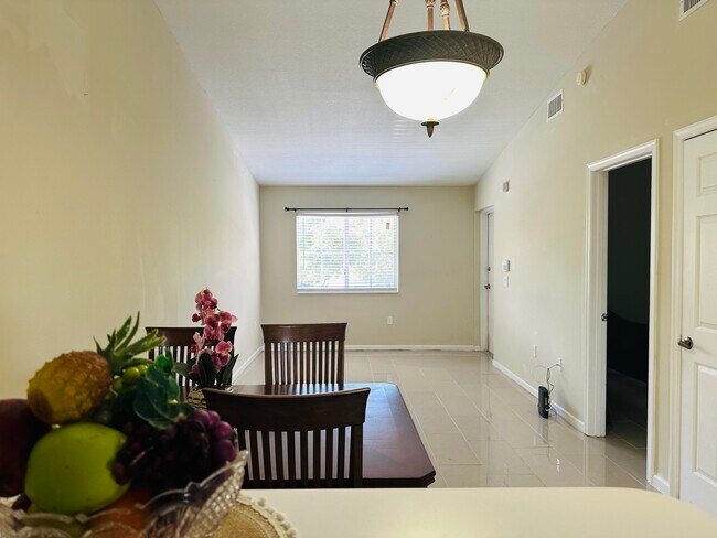 Building Photo - 3474 Briar Bay Blvd