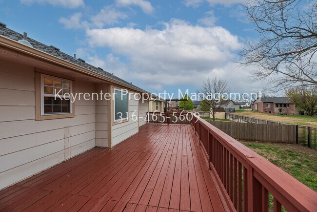 Building Photo - Beautiful 4 Bed 3 Bath in Andover School District!