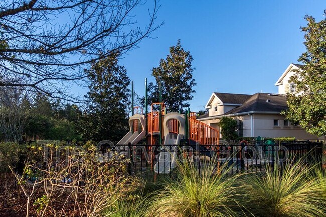 Building Photo - 1286 Shallcross Ave