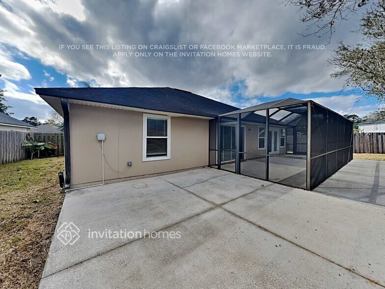 Building Photo - 1335 Ardmore St