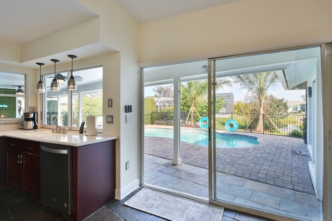 Building Photo - 927 80th St NW