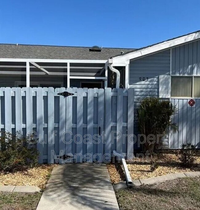 Building Photo - 3300 Loveland Blvd