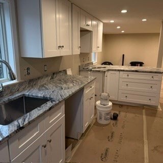 Building Photo - 22 Hall St