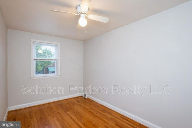 Building Photo - 2110 Coralthorn Rd