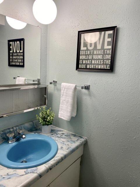 Building Photo - 1208 9th Ave