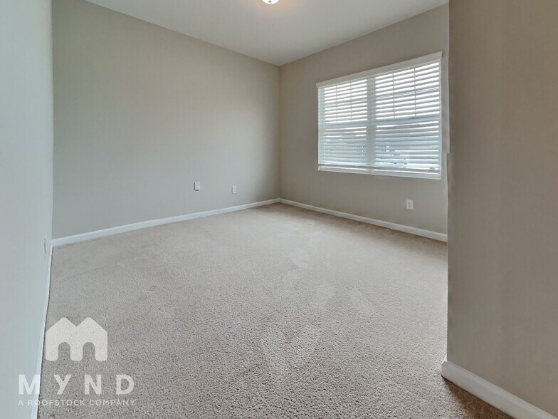 Building Photo - 217 Concho River Dr