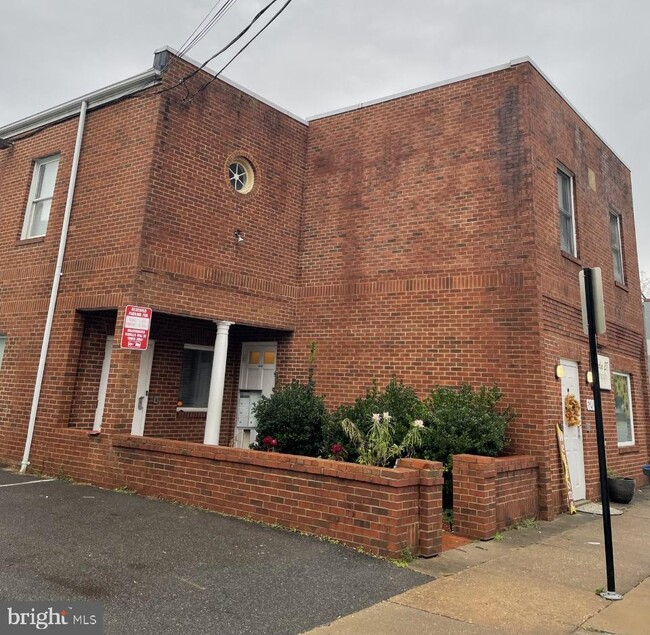 620 Kenmore Ave 620 Kenmore Ave Fredericksburg VA 22401 Apartment Finder