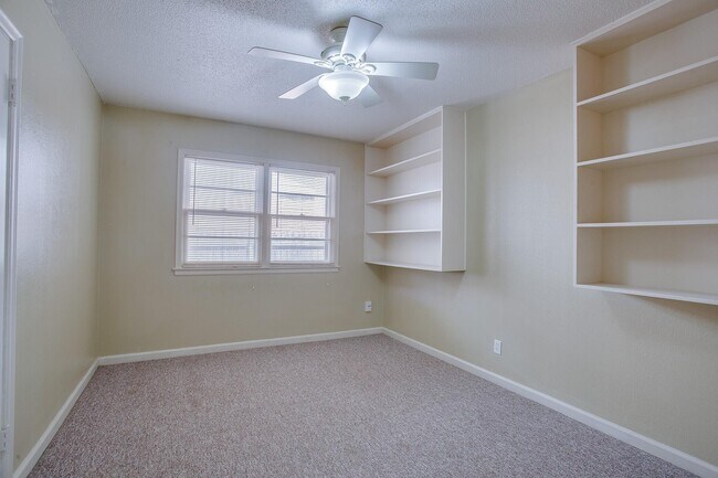 Building Photo - 3518 38th St