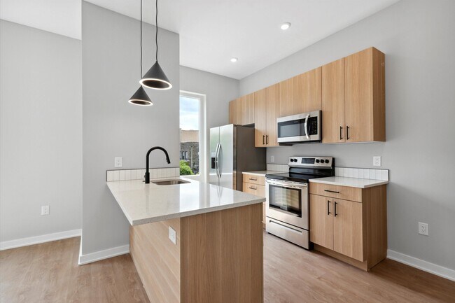 Building Photo - 308 W Chelten Ave