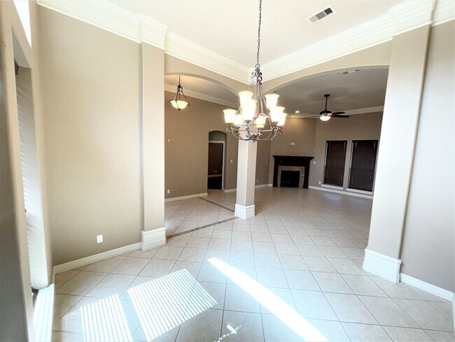 Building Photo - 3699 Canyon Ln