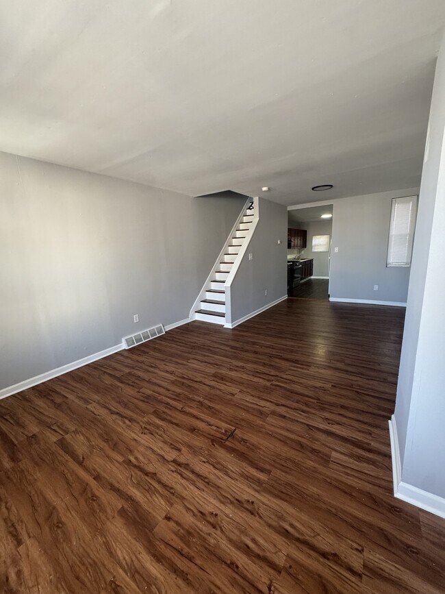 Building Photo - 5150 Wakefield St