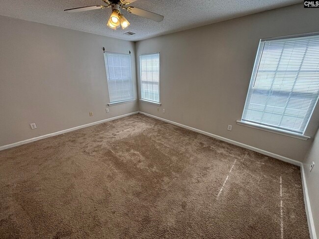 Building Photo - 101 Ivy Hill Ct