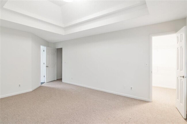 Building Photo - 430 Meadowfield Trail