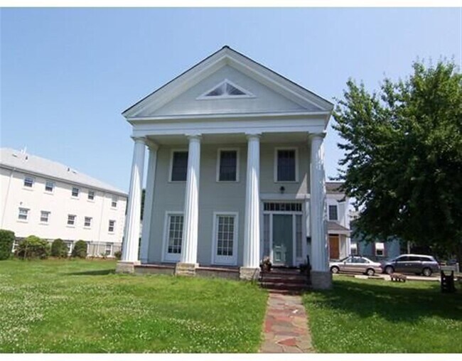 Building Photo - 267 Broadway