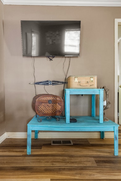 Building Photo - 5008 Parker St