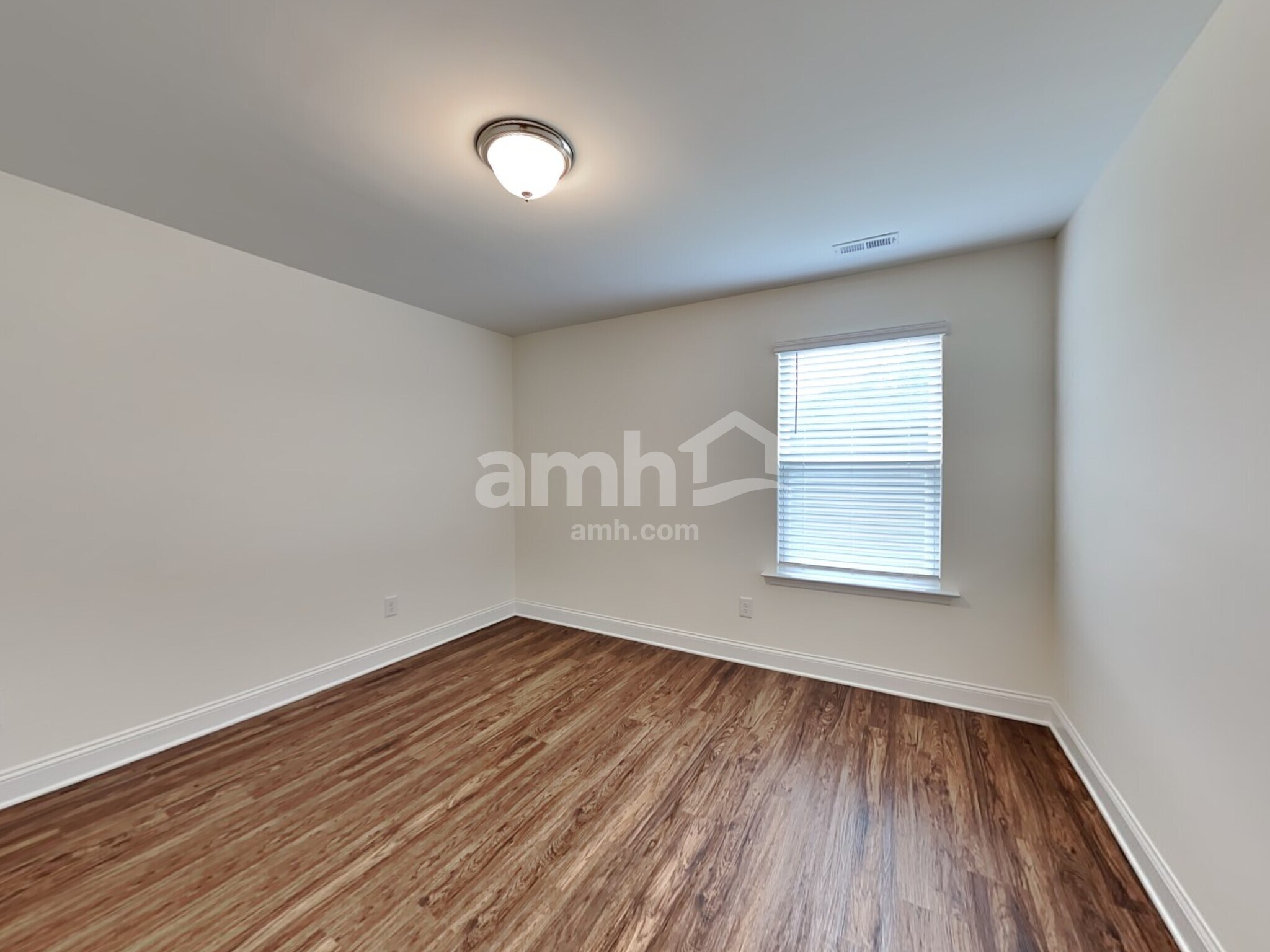 Building Photo - 208 Gregory Dr