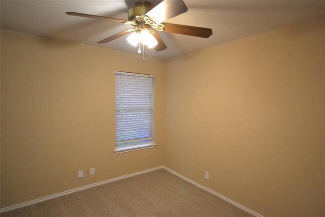 Building Photo - 2106 Hawksbury Way