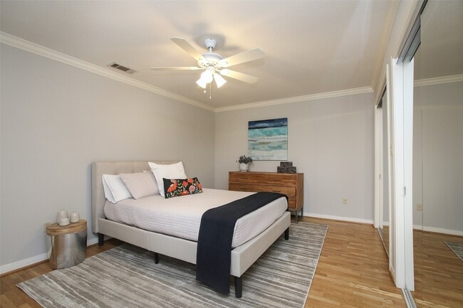 Building Photo - 1307 Welch St