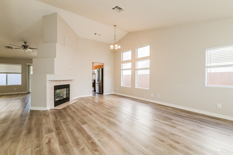 Building Photo - 827 Harbor Beach Ct