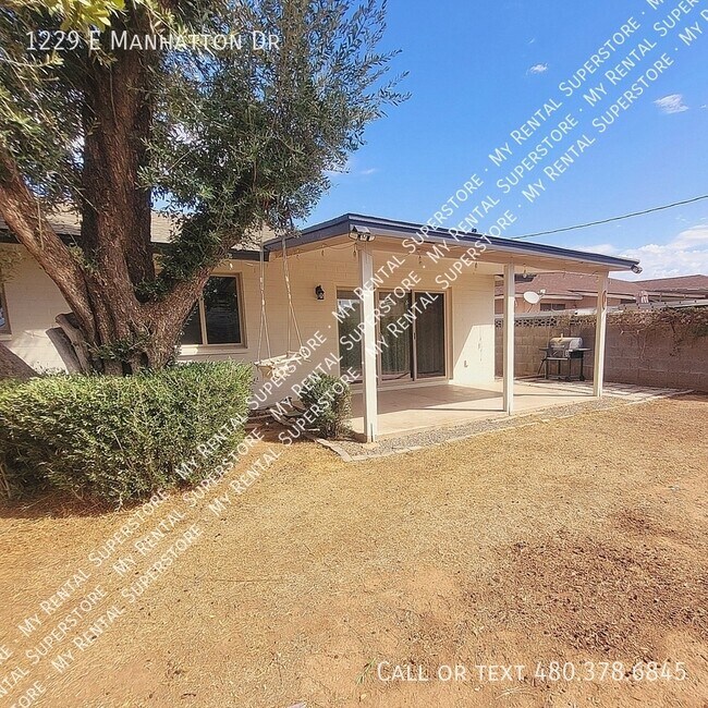 Building Photo - 1229 E Manhatton Dr