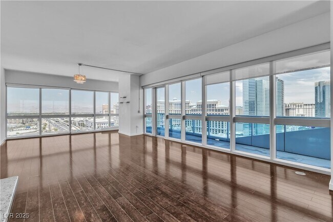Building Photo - 4471 Dean Martin Dr