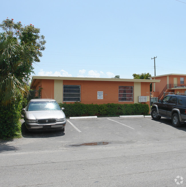 Building Photo - Fort Lauderdale Apartments