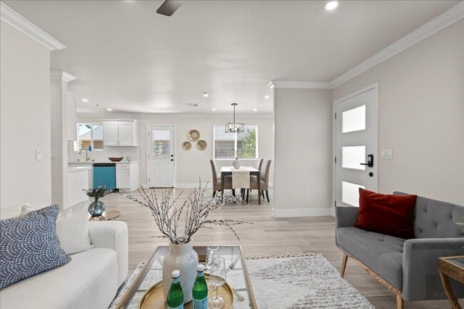 Building Photo - 4BR Home on 0.35-Acre Lot | Owned Solar