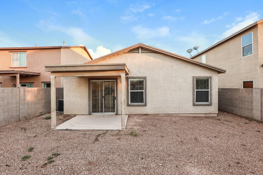 Building Photo - 3787 E Bright View St