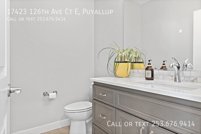 Building Photo - 17423 126th Ave Ct E