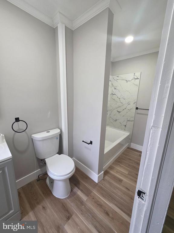 Building Photo - 1034 Locust St