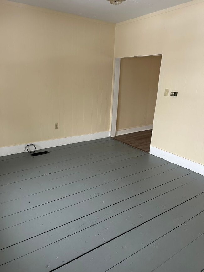 Building Photo - 7 Gowen St