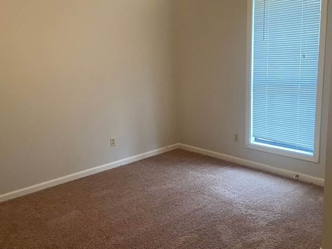 Building Photo - 228 Cone Rd