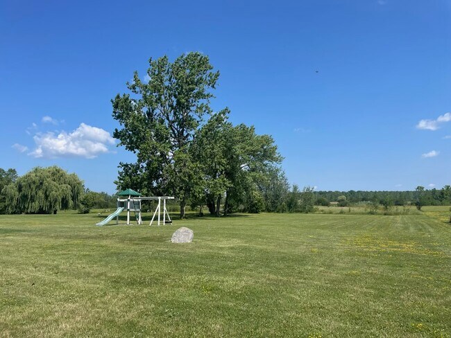 Building Photo - 9212 Lapp Rd