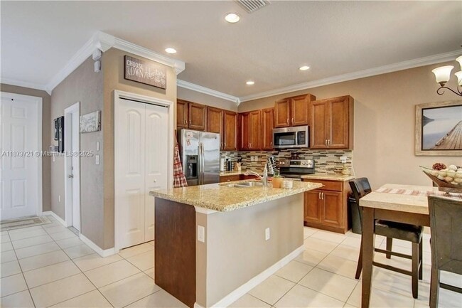 Building Photo - 1071 NW 33rd Ct