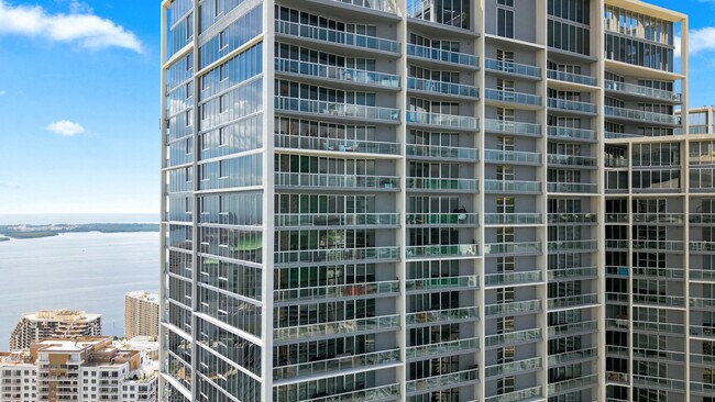 Building Photo - 465 Brickell Ave