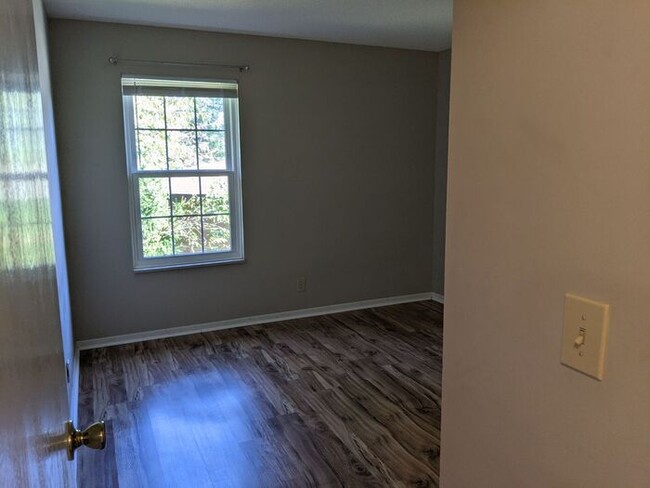 Building Photo - Village Quarter Condo