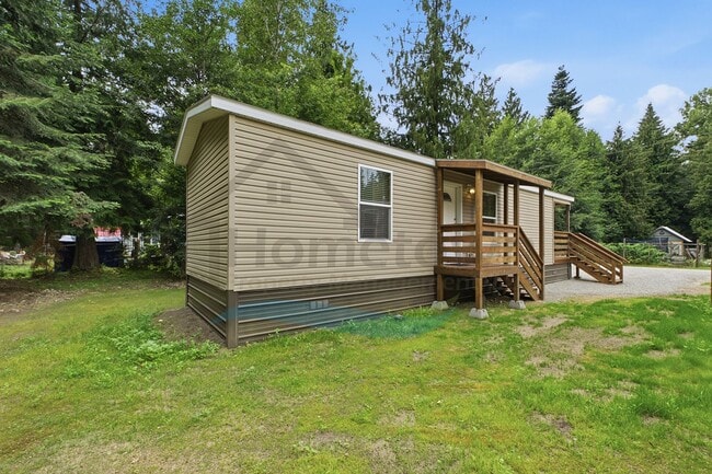 Building Photo - 136 Cedar Hill
