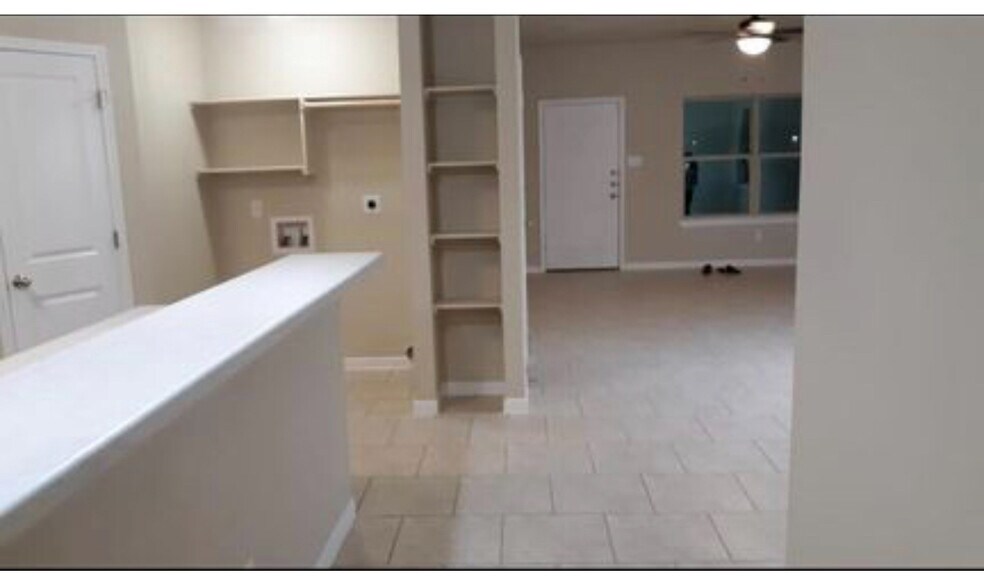 Building Photo - 1506 Golden Eagle Ct