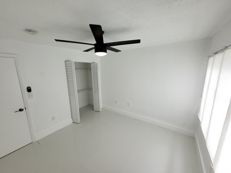 Building Photo - 9430 SW 170th St