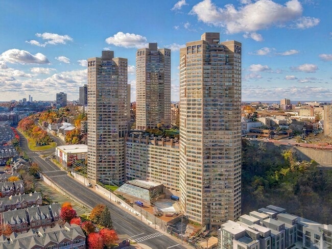 Building Photo - 7002 JFK Blvd E