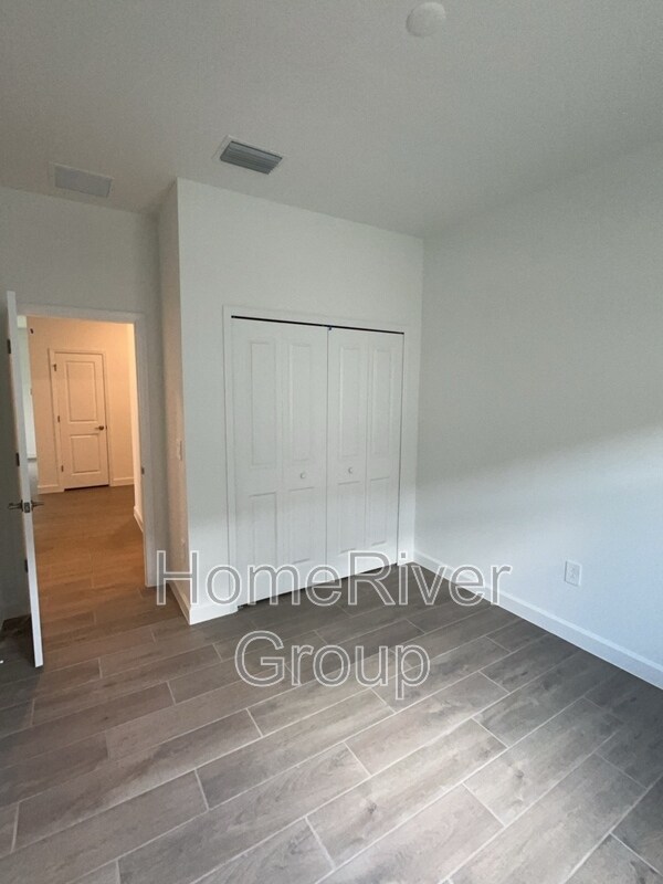 Building Photo - 14290 Winding Cedar Wy