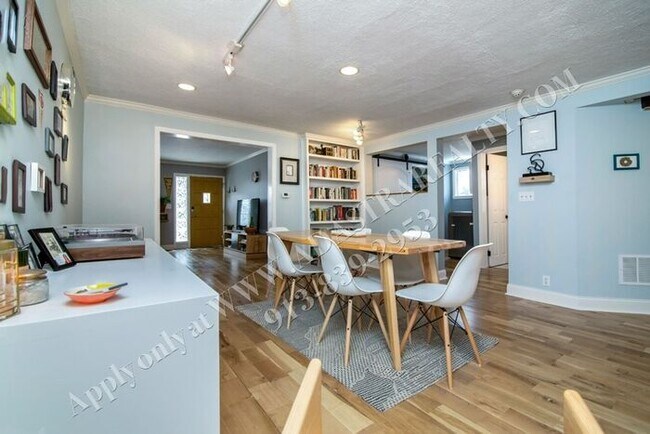 Building Photo - Beautiful Ranch Home in Brookside-Availabl...