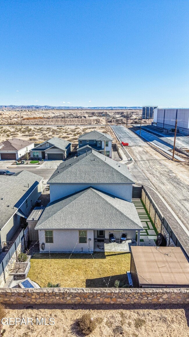 Building Photo - 1621 Sam Dominguez St