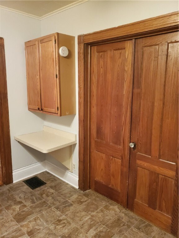 Building Photo - 167 Rosedale St